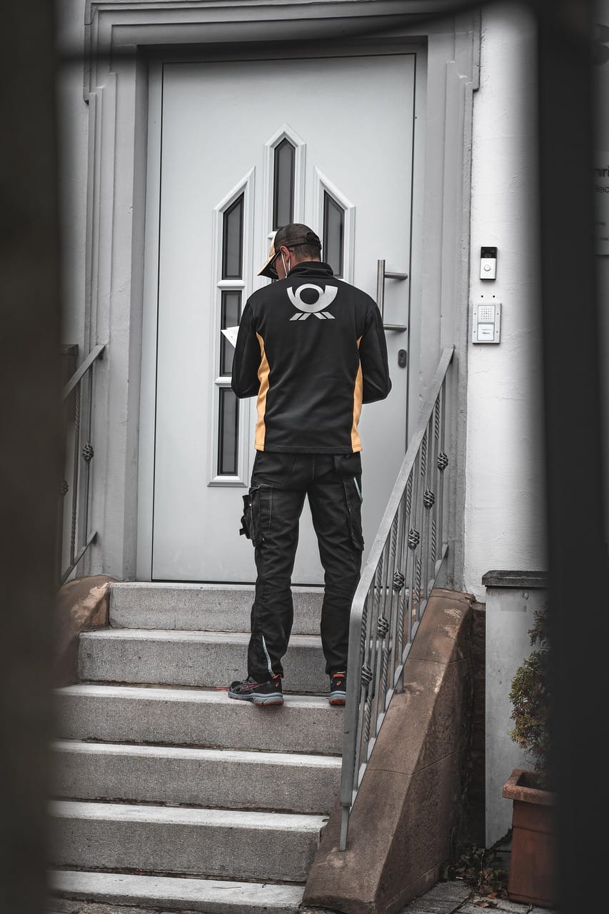 delivery man, courier, door, service, delivery, package, parcel, shipping, man, delivery man, delivery man, delivery man, delivery man, delivery man, courier, courier, delivery